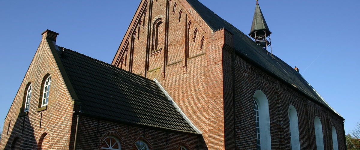 Fünftes Bild der Diashow: Panoramaansicht der Kirche
